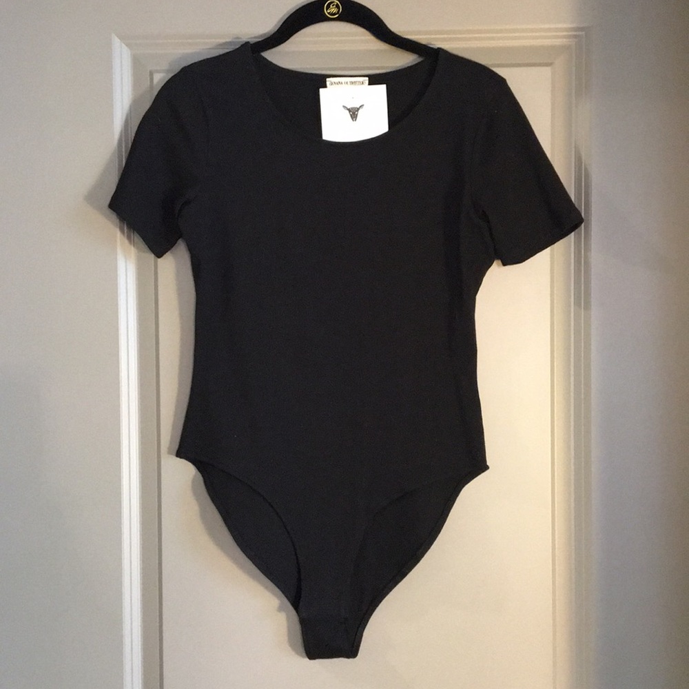 NWT Black body suit